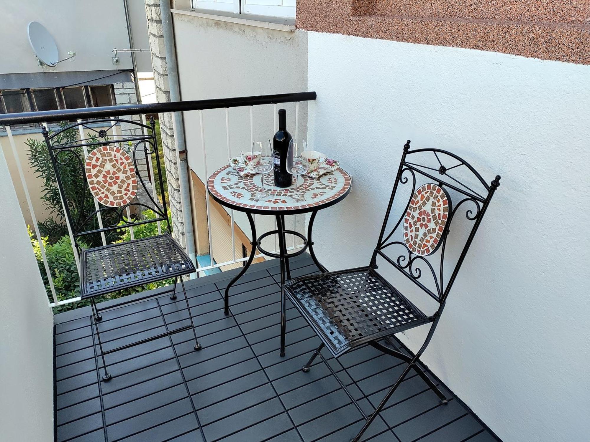 Apartment Alma *